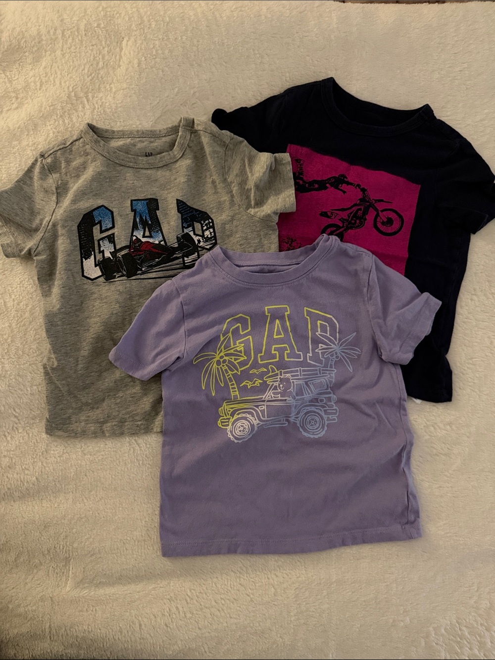 GAP Kids Tee Set and TWO shorts bundle  — Gray, Lavender, Navy with Pink Graphic